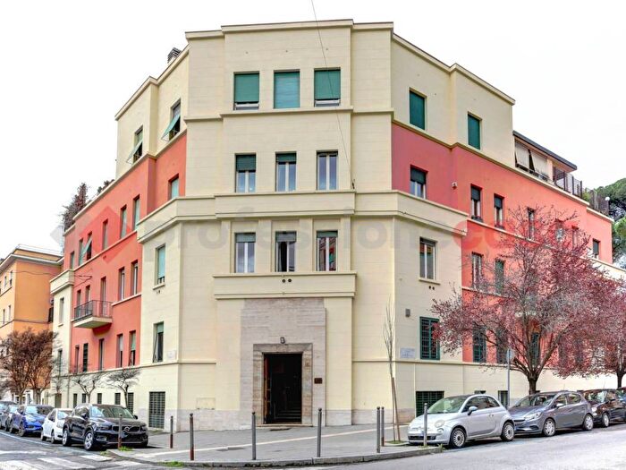 Appartamento bilocale in affitto in Via Ravenna, Bologna, Roma