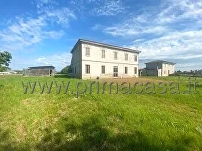 Casa con 7 locali in vendita in Corso della Vittoria, Legnago