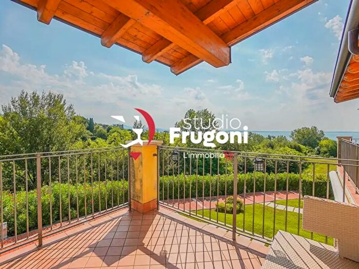 Appartamento trilocale in affitto in Via Pascoli, Manerba Del Garda