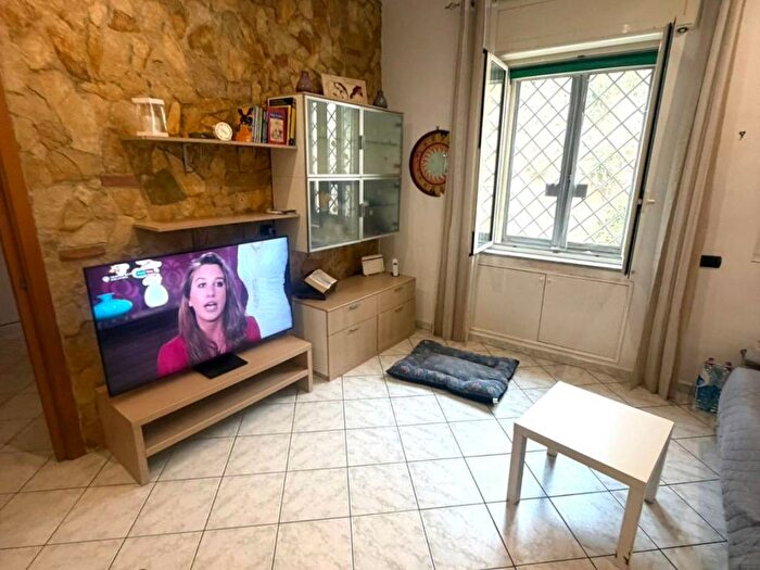 Appartamento monolocale in affitto in Via Napoli, Lungomare, Pozzuoli
