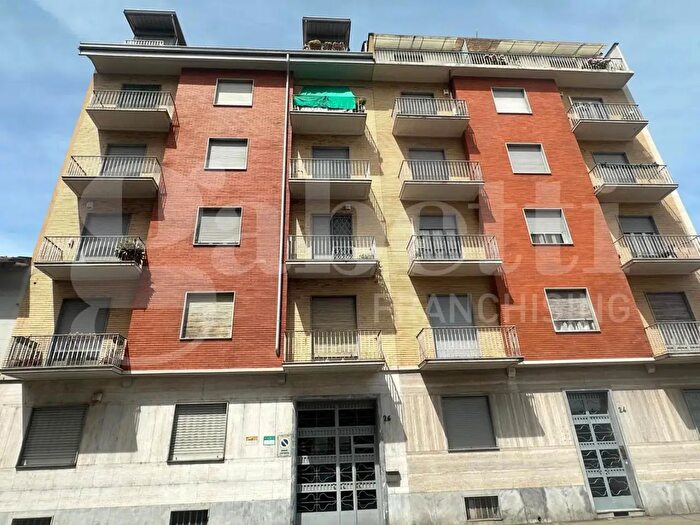 Appartamento bilocale in vendita in Via Eritrea, Torino