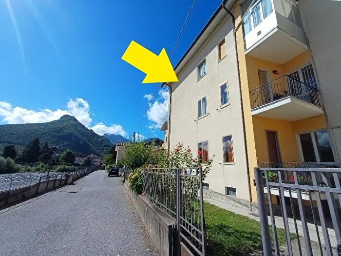 Appartamento con 5 locali in vendita in Via Aleramo, Garessio