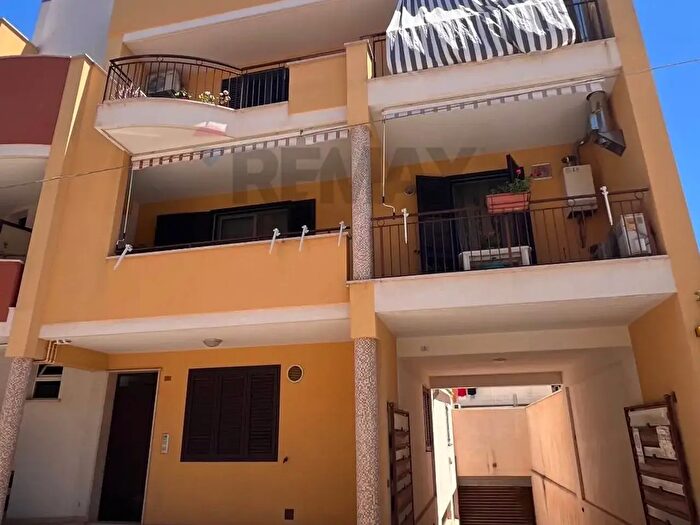 Appartamento trilocale in vendita in Via E Che Guevara Vittoria, Vittoria