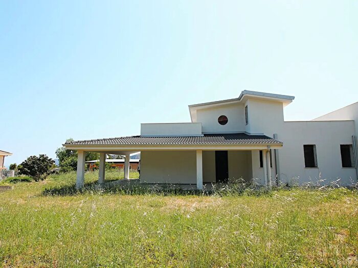 Casa con 7 locali in vendita in Via Nazionale, Misilmeri