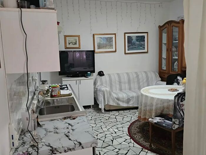 Appartamento con 5 locali in vendita in Via Roma, Battaglia Terme