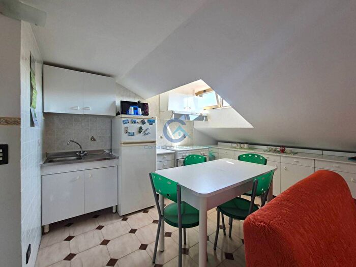 Casa bilocale in affitto in Viale Crotone, Catanzaro Lido, Catanzaro