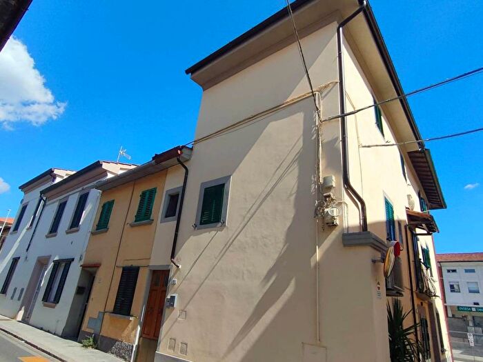 Appartamento monolocale in affitto in Via Giovanni Pieraccioli, Galciana, Prato