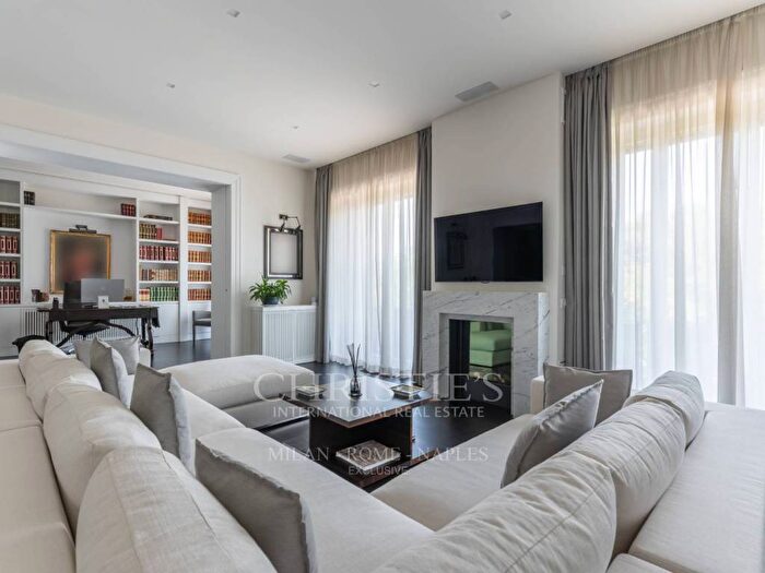 Appartamento con 6 locali in vendita in Via Panama, Pinciano Villa Ada, Roma