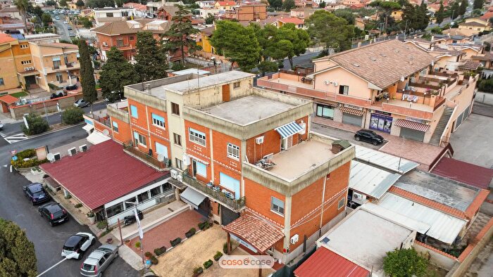 Appartamento trilocale in vendita in Viale Nuova Florida, Ardea