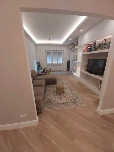 Appartamento trilocale in vendita in Via Mario Chiri Roma, Roma