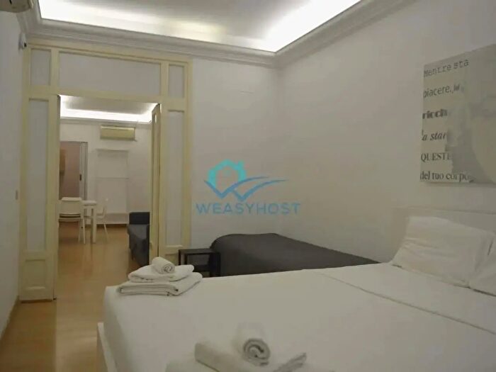 Appartamento monolocale in affitto in Via di SantAgata De Goti, Roma