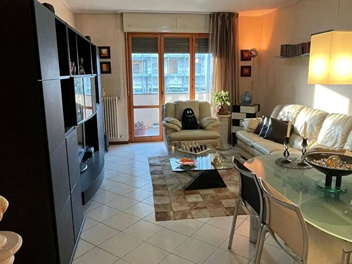 Appartamento trilocale in vendita in Via Borgo Palazzo, Bergamo