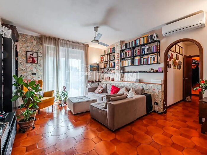 Appartamento quadrilocale in vendita in Via Aldo Moro, Trezzano Sul Naviglio