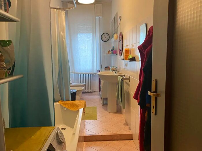 Appartamento trilocale in vendita in Vicolo Pazzarelli, Piacenza