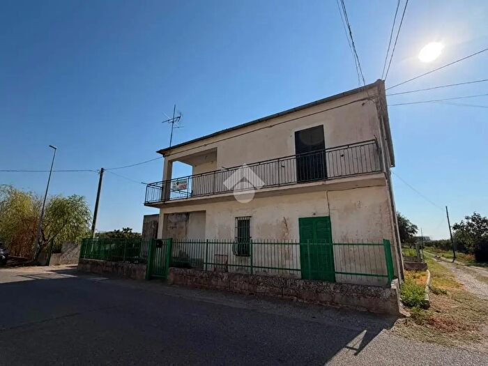 Casa con 5 locali in vendita in Via Lago di Como, CoriglianoRossano