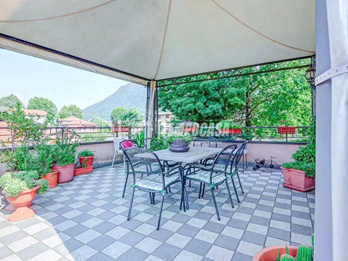 Appartamento trilocale in vendita in Cittiglio