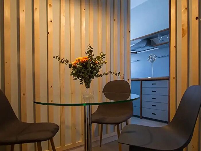 Appartamento monolocale in affitto in Via dei Piatti, Milano