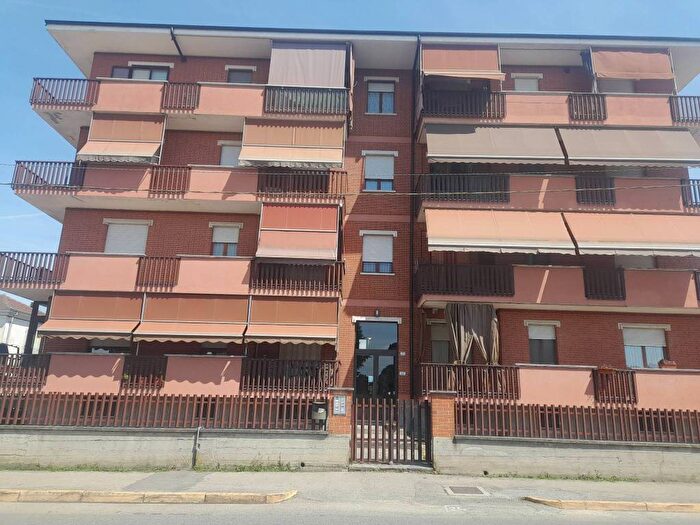 Appartamento trilocale in affitto in Centro, San Damiano d'Asti