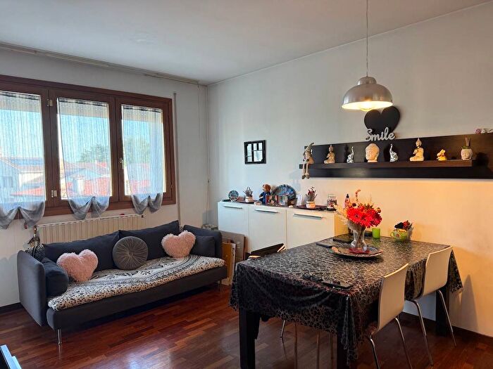 Appartamento trilocale in affitto in Strada Comunale delle Corti, Viale Luzzatti, Treviso