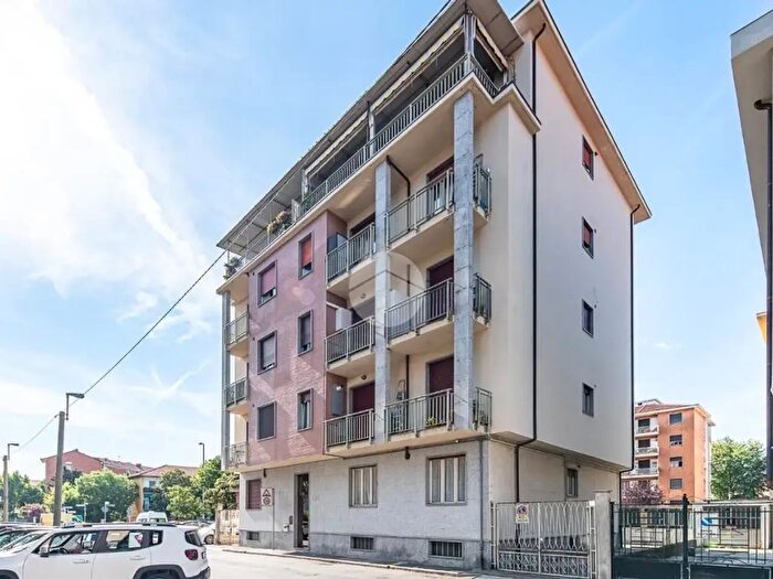 Appartamento quadrilocale in vendita in Via Natale Palli, Grugliasco