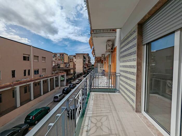 Appartamento monolocale in affitto in Via Alcide De Gasperi, Centro, Casoria