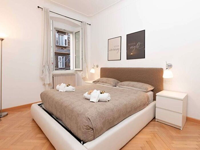 Appartamento trilocale in affitto in Via Pasquale Revoltella, Settefontane, Trieste