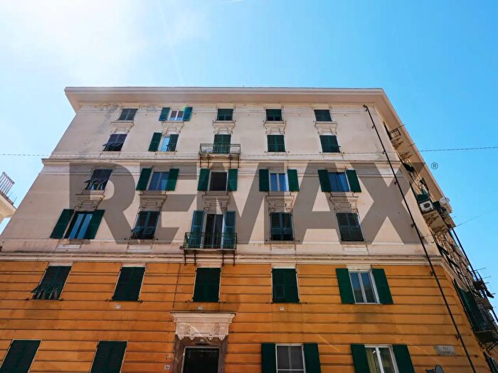 Appartamento quadrilocale in vendita in Via Crimea, Genova