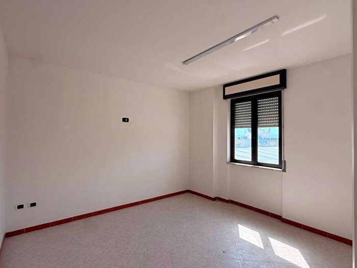 Casa trilocale in affitto in Via Professor Filippo Manna, Centro, Casalnuovo di Napoli