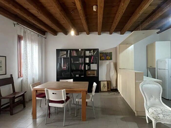 Appartamento trilocale in vendita in Via Principe Amedeo, Este