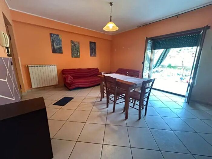 Appartamento trilocale in affitto in Via Sferracavalli, Cassino