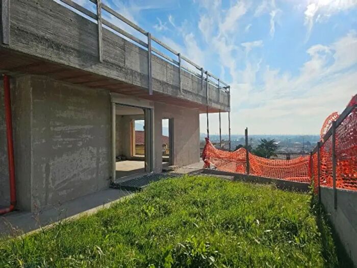 Casa quadrilocale in vendita in Via Bonetti, San Paolo DArgon