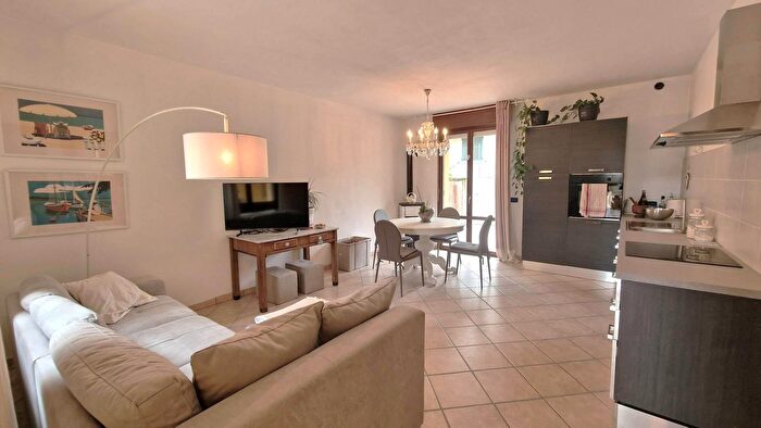 Appartamento trilocale in vendita in Via Gioacchino Rossini, Tavoleto