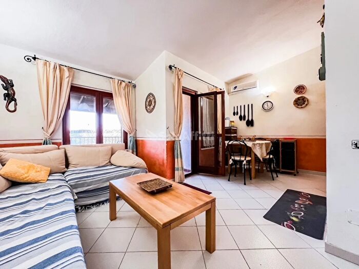 Appartamento trilocale in affitto in Via Fontana Umbrina, Olbia