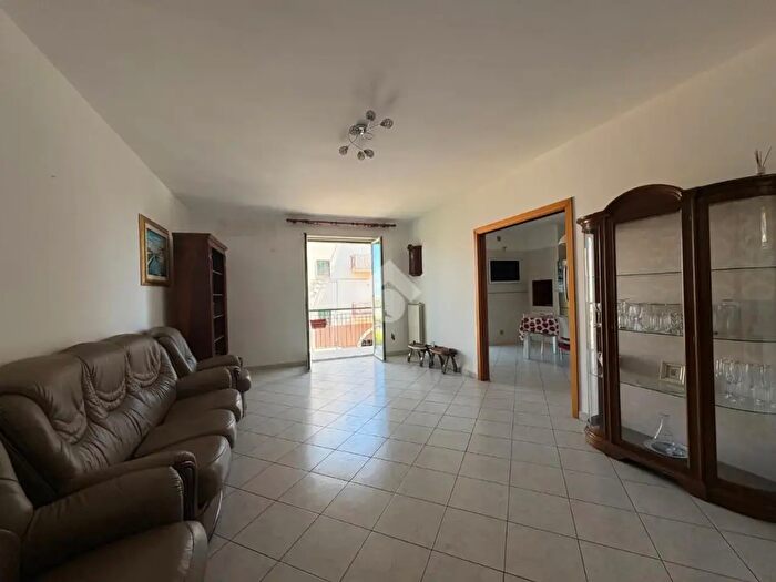 Appartamento con 5 locali in affitto in Via Lepore, Polignano A Mare