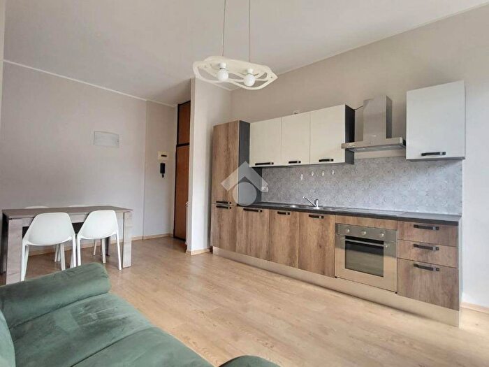 Appartamento bilocale in affitto in Via Antonio Locatelli, Centro, Bergamo