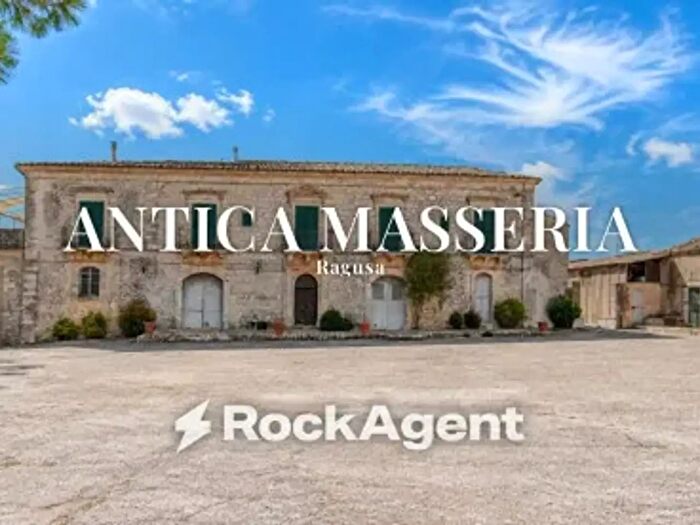 Casa con 6 locali in vendita in Contrada Fortugno, Ragusa