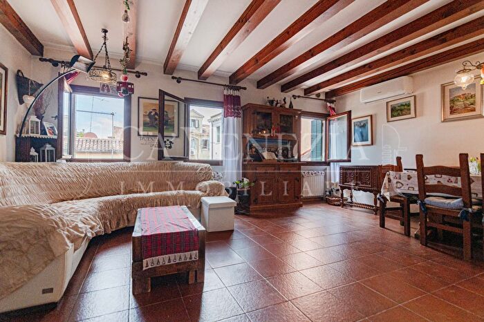 Appartamento quadrilocale in vendita in Venezia