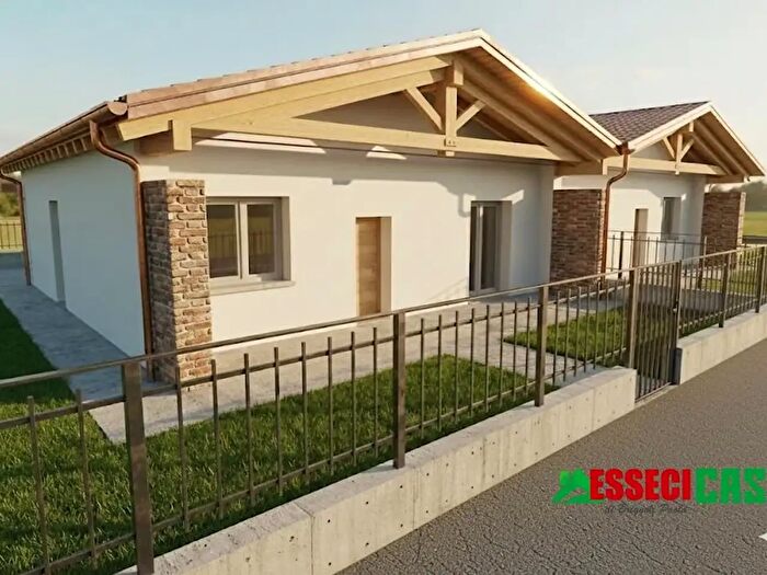 Casa trilocale in vendita in Via Dante, Casirate DAdda