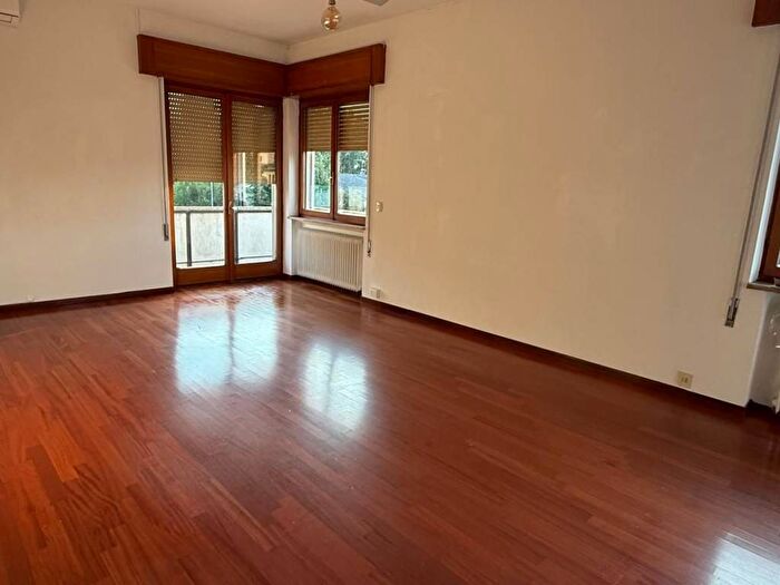 Casa con 6 locali in affitto in Via Lago di Como, Laghetto, Vicenza