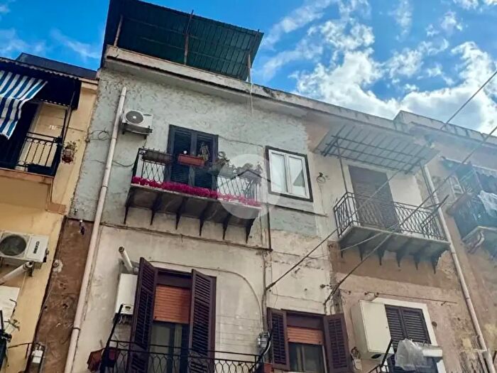 Appartamento bilocale in vendita in Via Vincenzo Auria, Palermo