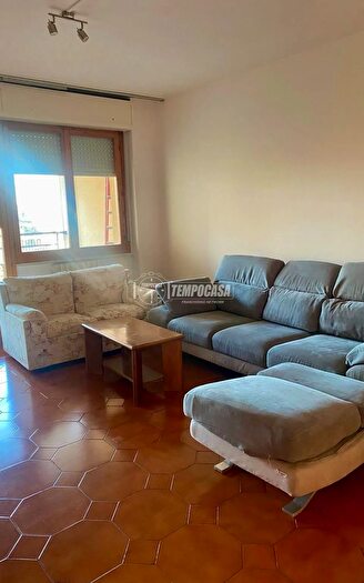 Appartamento trilocale in affitto in Via Isonzo, Buccinasco