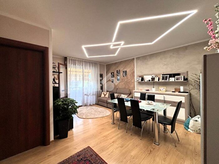 Appartamento trilocale in vendita in Via Belli, Mejaniga, Cadoneghe