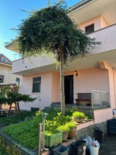 Casa con 5 locali in vendita in Via Belluno, Canegrate