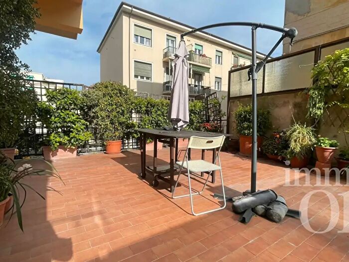 Appartamento con 5 locali in vendita in Livorno