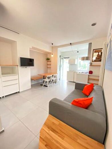 Appartamento trilocale in affitto in Viale Fabio Filzi, Riccione