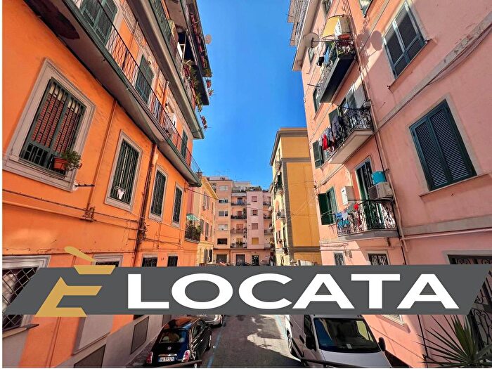 Appartamento bilocale in affitto in Via Mario De Ciccio, Vomero, Napoli