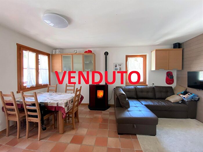 Appartamento bilocale in vendita in Via Don Guanella, Campodolcino