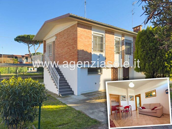 Casa trilocale in affitto in Viale Inghilterra, Lido delle Nazioni, Comacchio