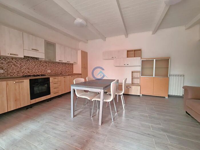 Appartamento bilocale in affitto in Borgia