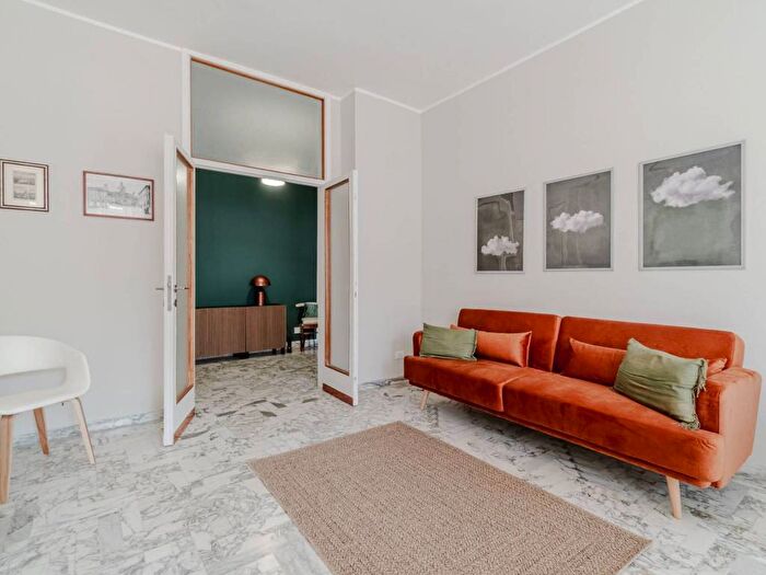 Appartamento bilocale in affitto in Piazza Piccapietra, Centro Città, Genova